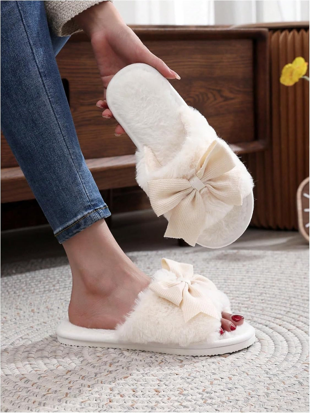 Women's Cute Bow Decor Fuzzy Open Toe Indoor Home Slippers Fashionable Warm Comfy Furry Outdoor Slippers