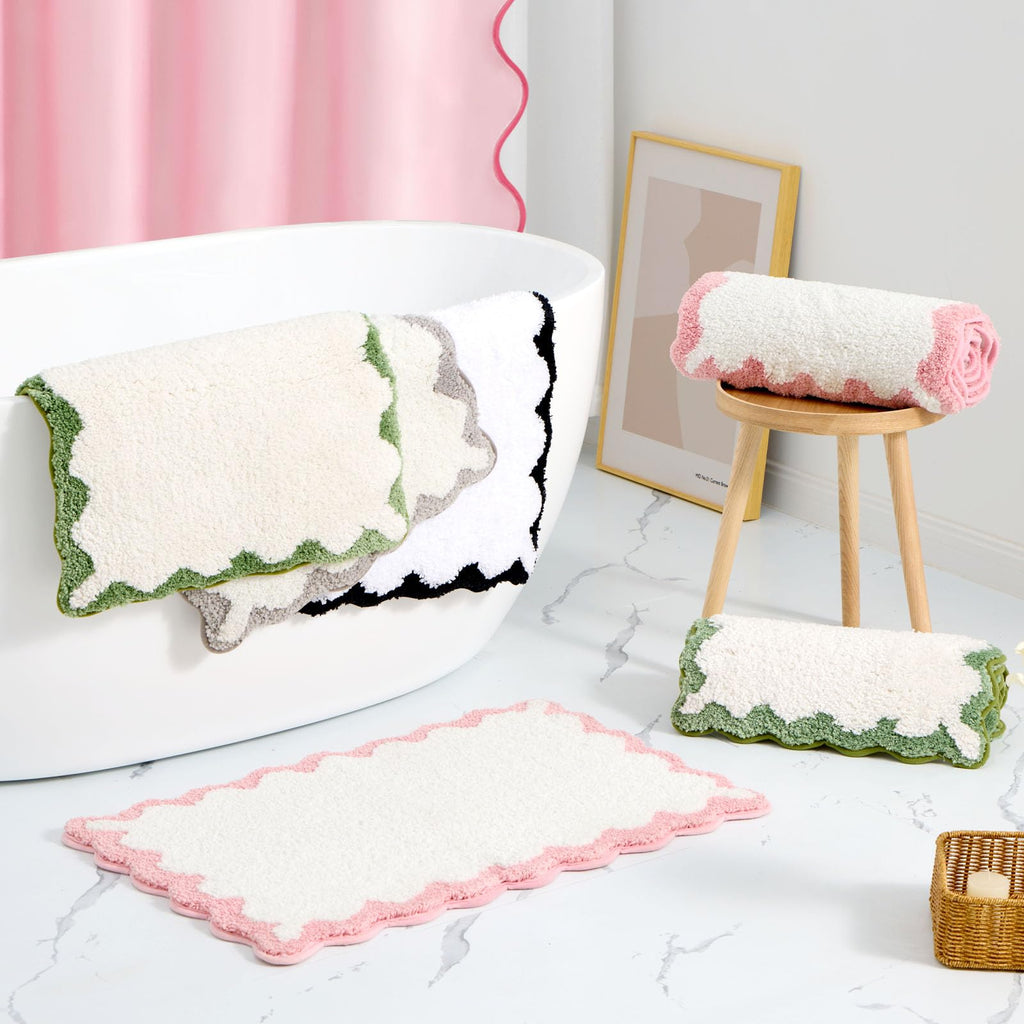 Cute Scalloped Bath Mat, Fun Plush Microfiber Scallop Bathroom Rugs Non Slip Washable Quick Dry Absorbent