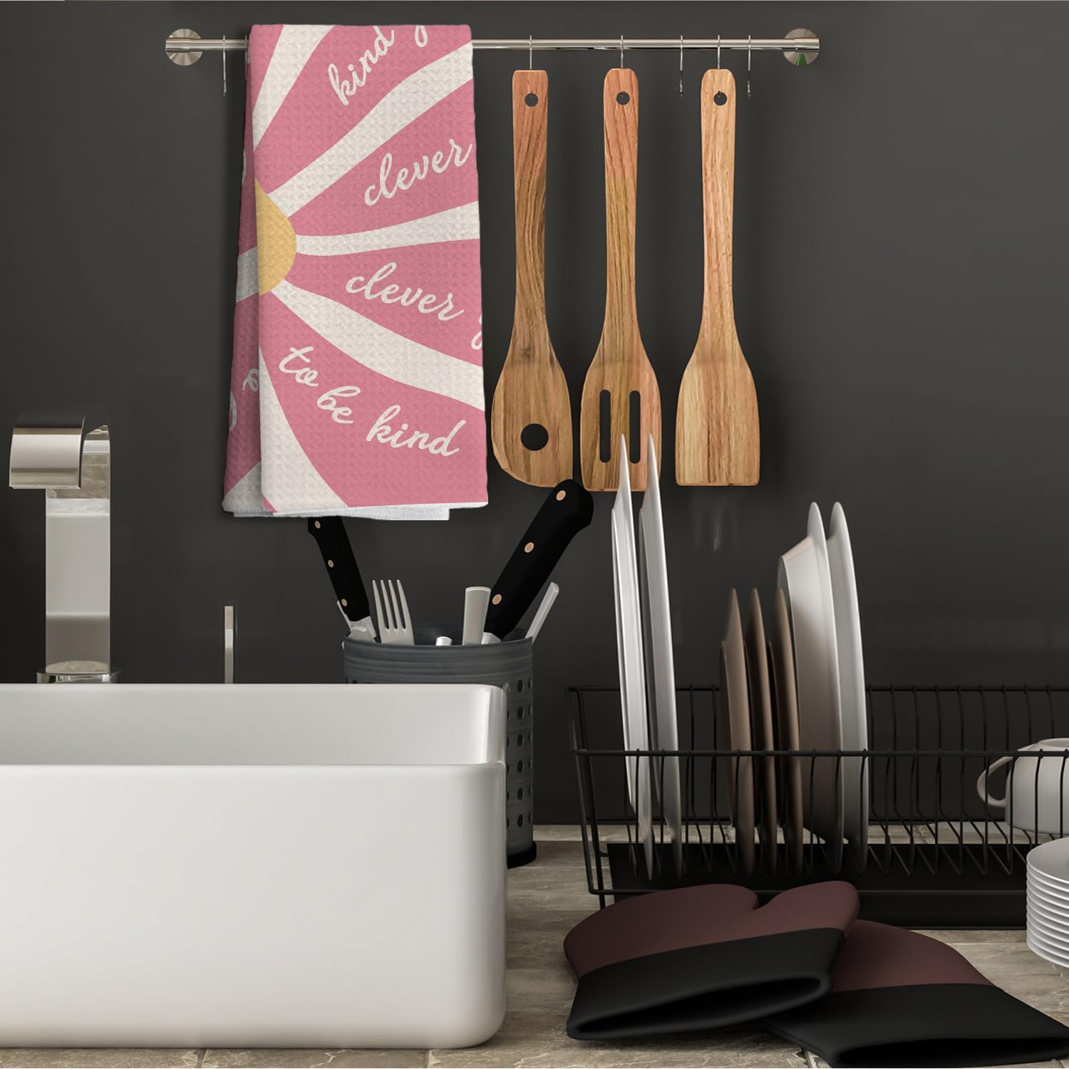 Pink Floral Kitchen Towels, Groovy Retro Boho Floral Dish Towels Tea Towels for Kitchen, Preppy Hand Towels for Bathroom, Pink Kitchen Decor, Preppy Bathroom Decor, 16x24 Inch