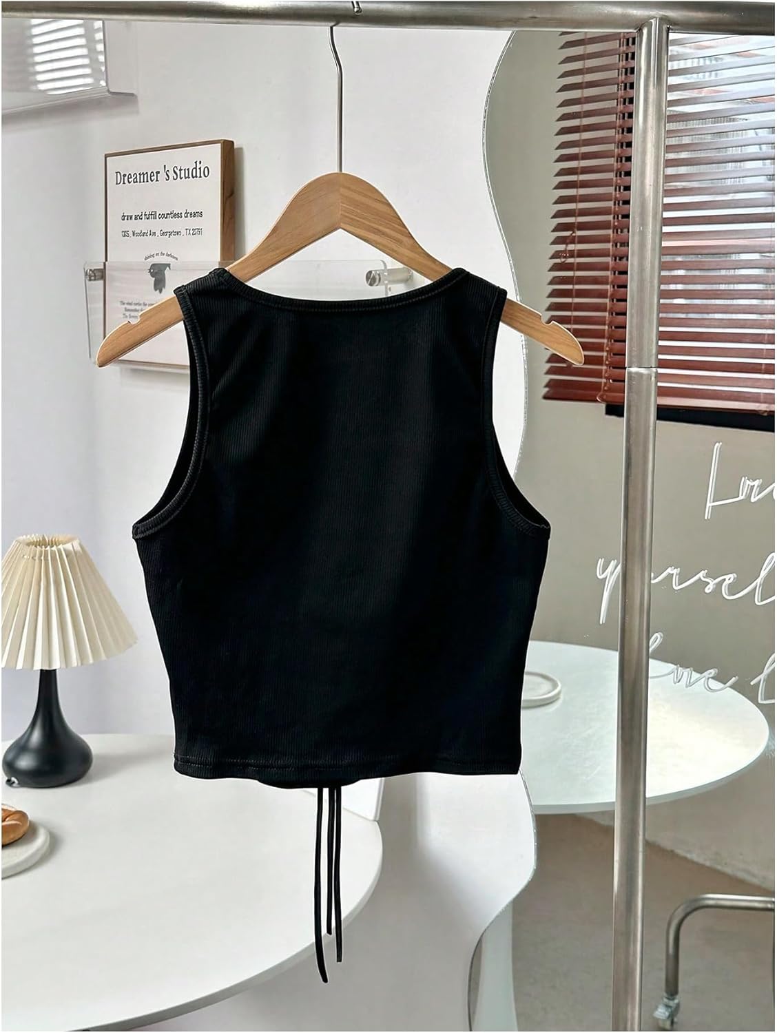 Women's Floral Applique Ribbed Tank Top Crew Neck Slim Fitted Sleeveless Crop Tops