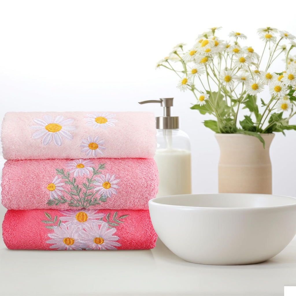 Rose Floral Hand Towels Farmhouse Pink Rose Bathroom Decor 14x29 Inch Embroidered Decorative Cute Summer Flowers Hand Towels Cotton Soft Absorbent Towels for Bathroom Kitchen