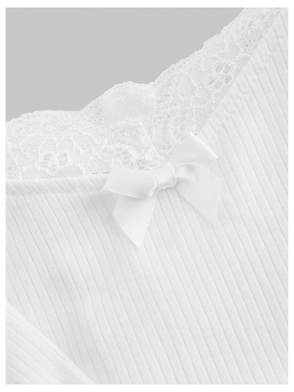 Women's Contrast Lace Halter Neck Lettuce Trim Casual Crop Tee Tops