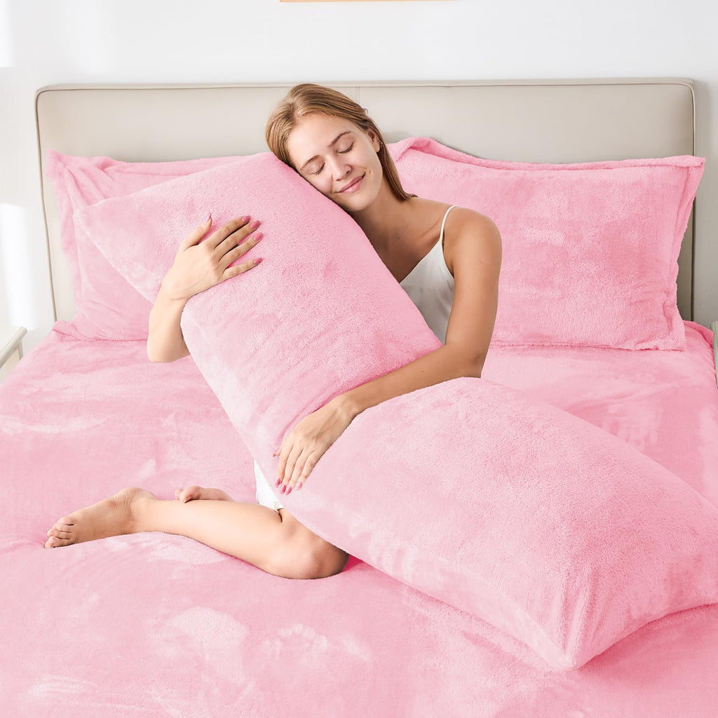 Faux Fur Pillow Cases Set of 2, Luxury Ultra Soft Fuzzy Pillowcases, Fluffy Plush Velvet Pillow Covers with Zipper, Cozy Warmth and No Shedding