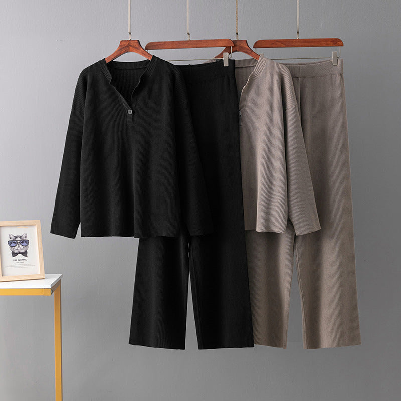 Loose Solid Color V-neck Knit Women's Suit