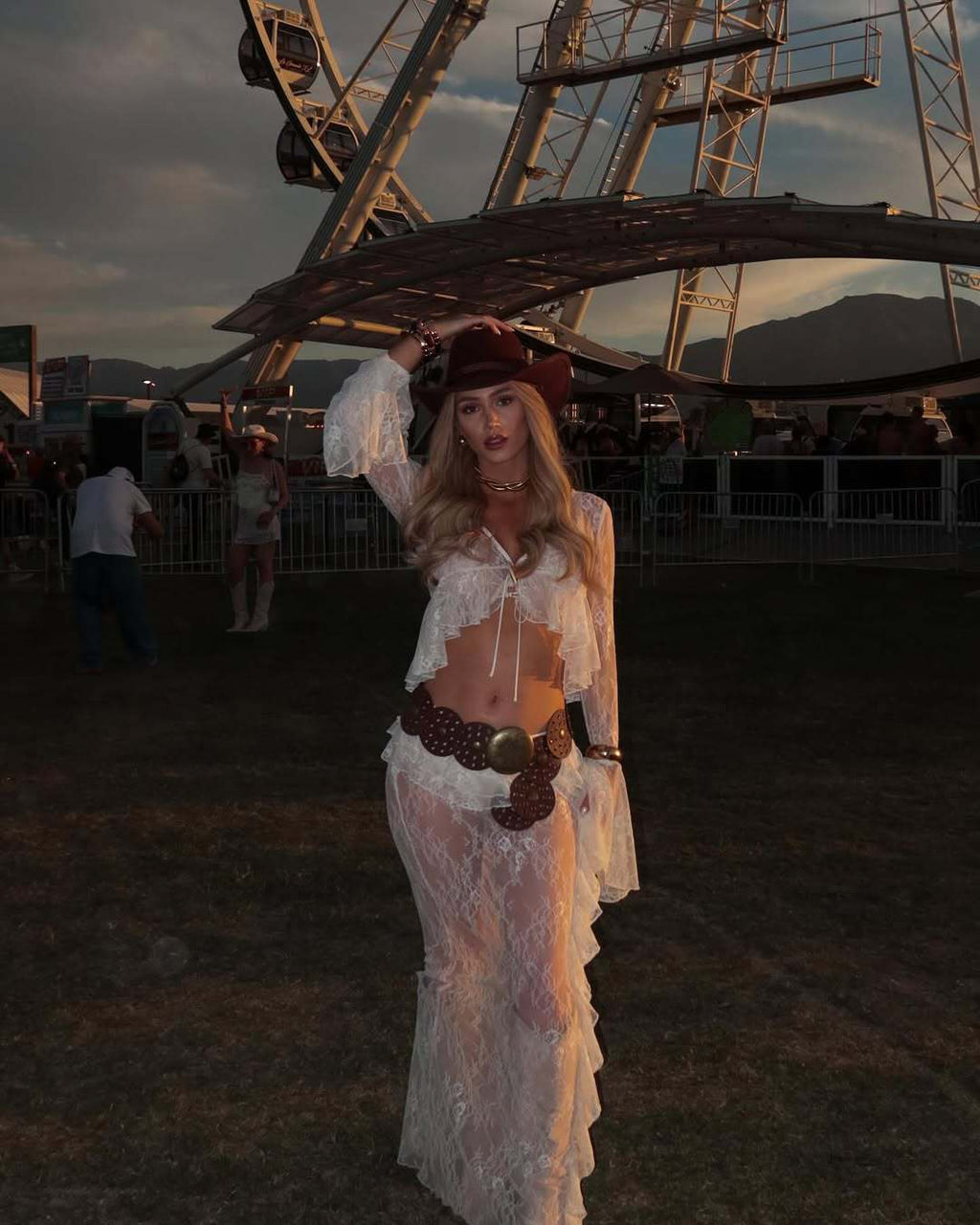 Ruffled Flared Sleeve Lace Navel Sexy Transparent Skirt