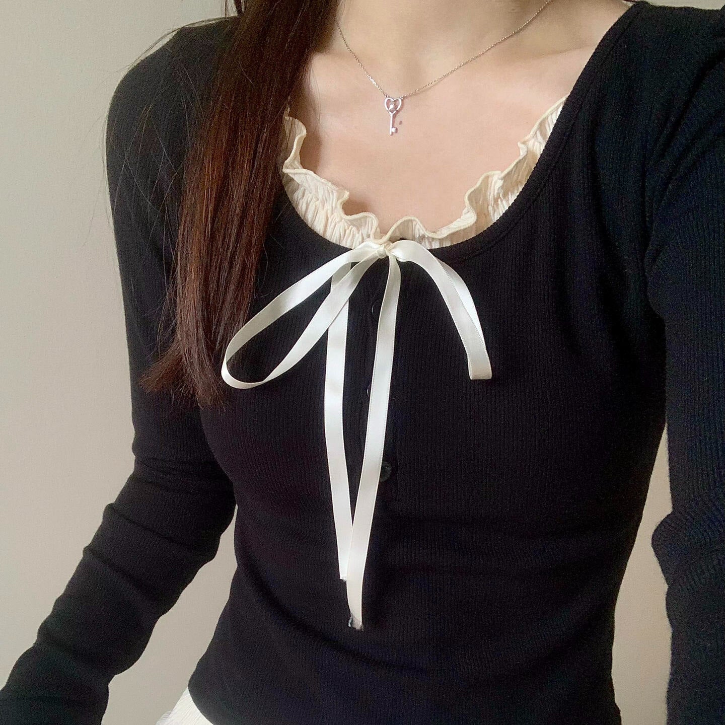 Pure Desire Lace Inner Match Bottoming Shirt