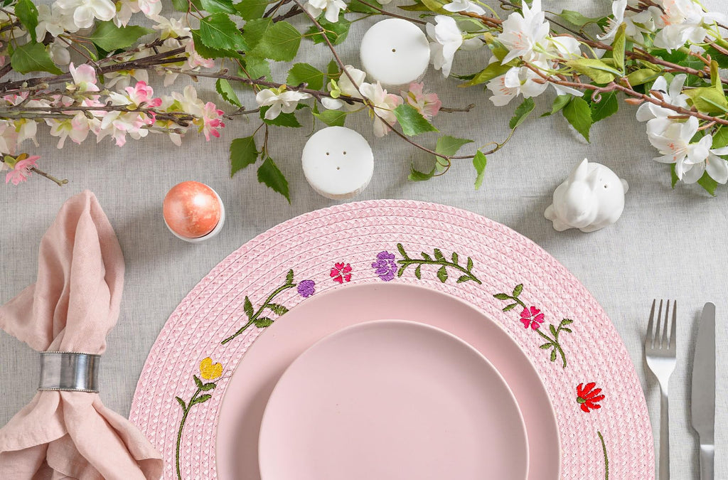 Whaline 4Pcs Round Placemats Pink Bow Embroidered Place Mats Coquette Bow Dinner Table Mats for Home Wedding Baby Shower Birthday Party Decor