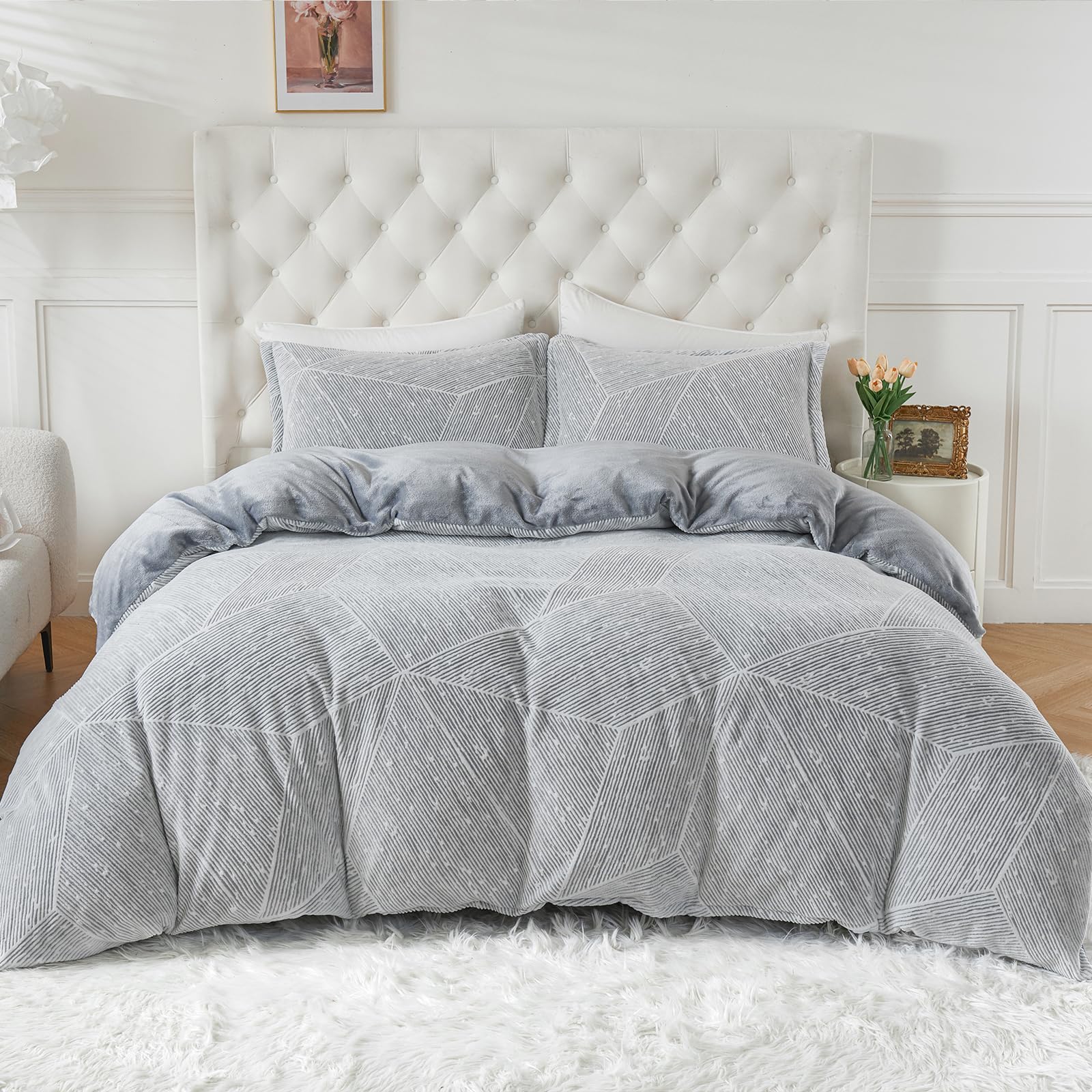 Faux Fur Pillow Cases Set of 2, Luxury Ultra Soft Fuzzy Pillowcases, Fluffy Plush Velvet Pillow Covers with Zipper, Cozy Warmth and No Shedding