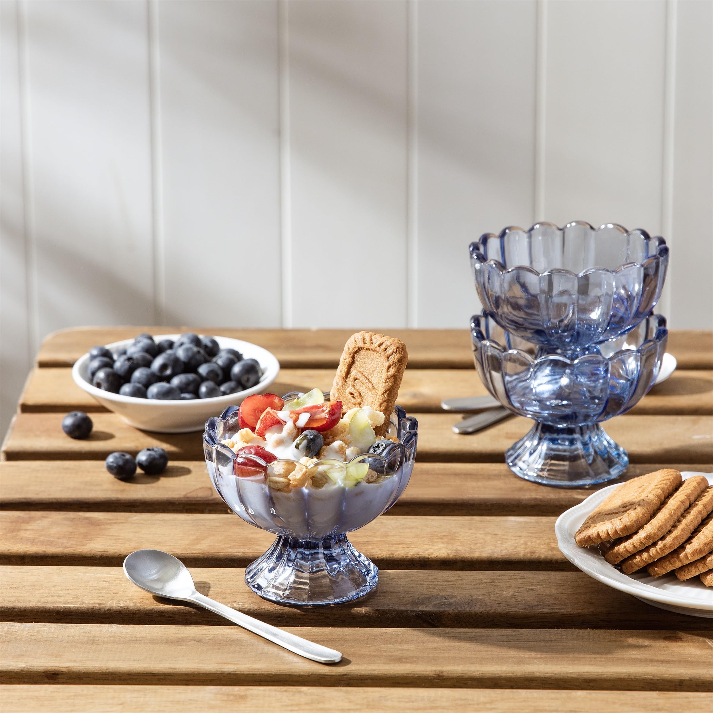 Set of 5oz Footed Tulip Glass Dessert Cups â€?Perfect for Ice Cream, Sundaes, Fruit, Snacks, Cocktails & Holiday Parties