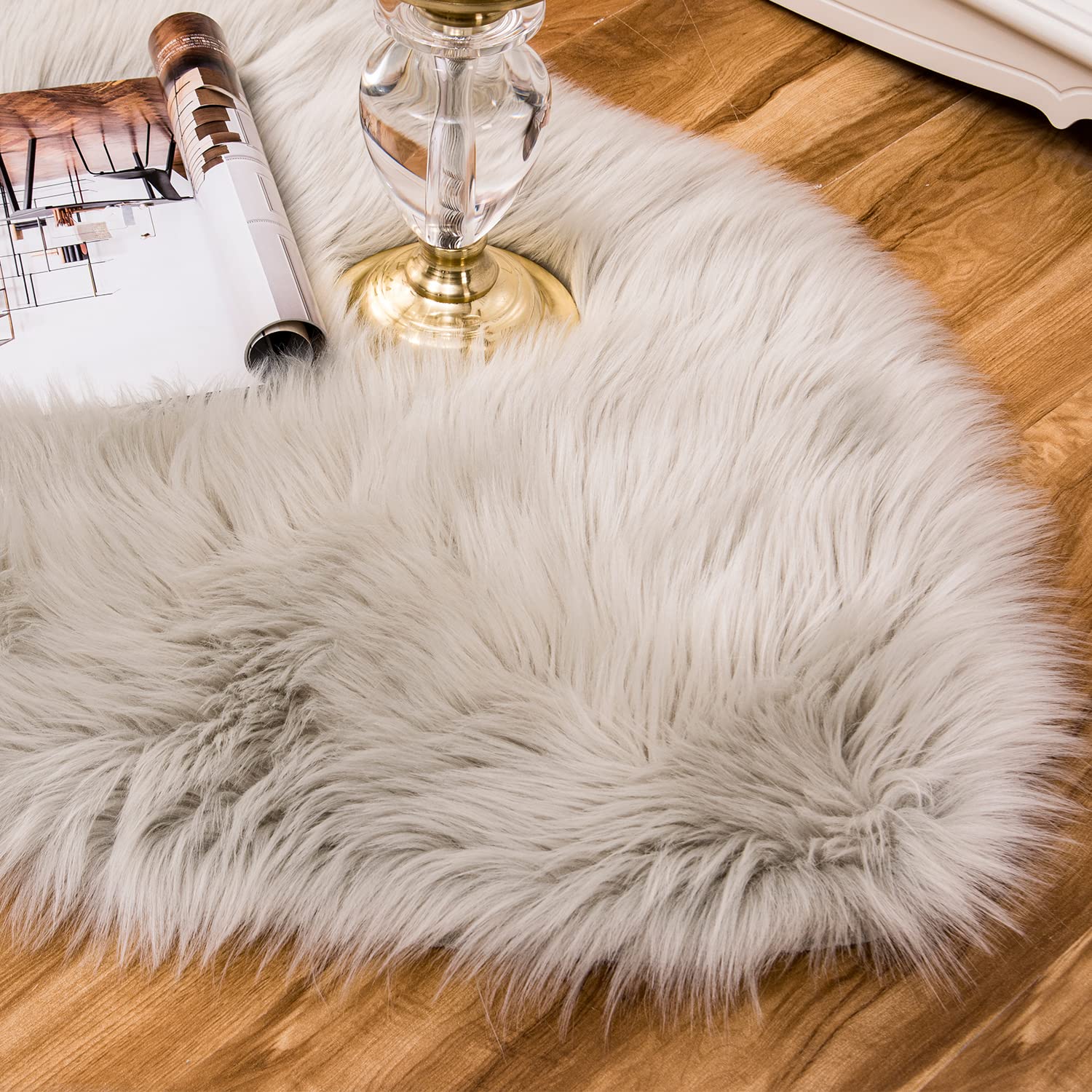Ultra Soft Faux Fluffy/Fuzzy Shaggy Area Rug - Fur Chair Cover Seat Pad