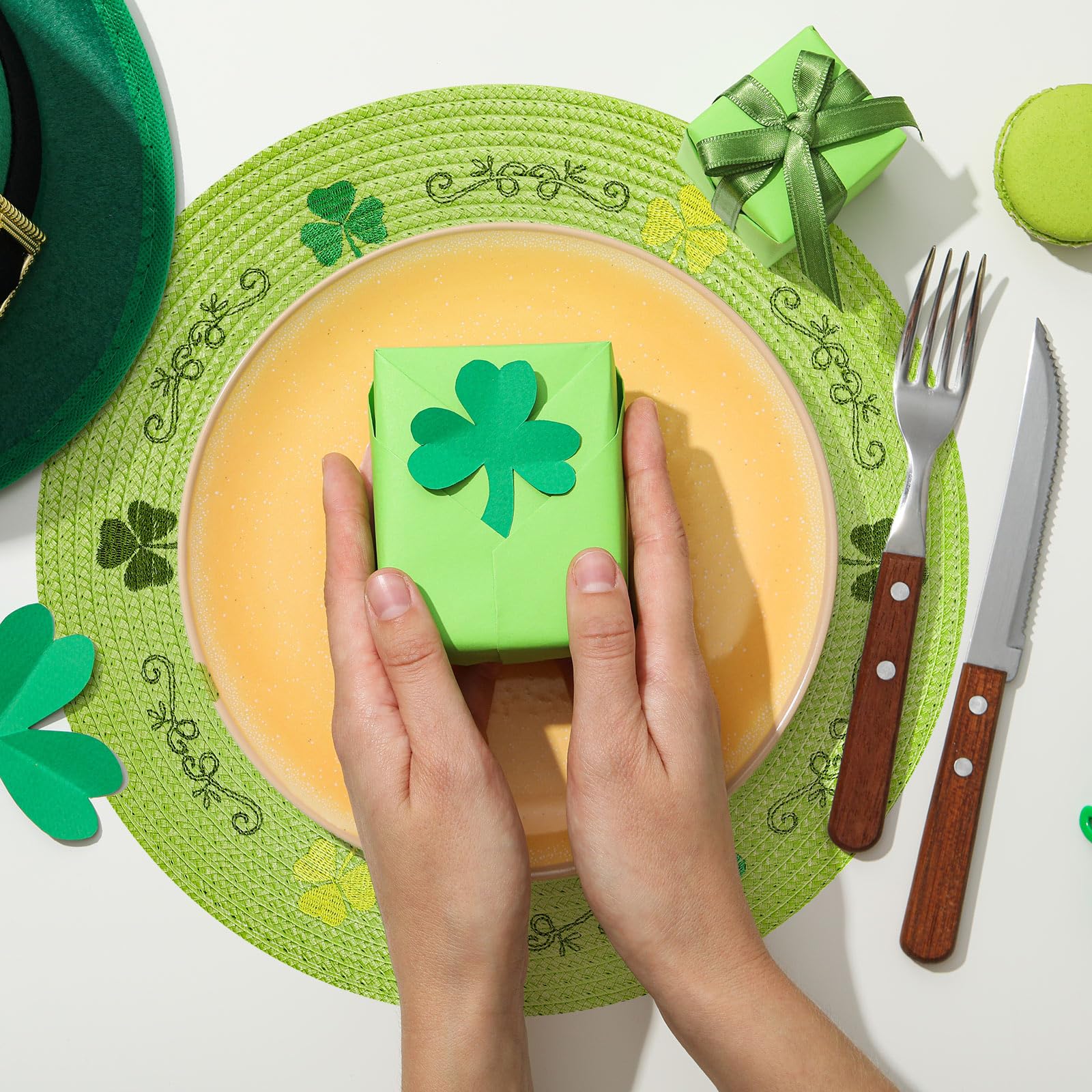 Whaline 4Pcs Round Placemats Pink Bow Embroidered Place Mats Coquette Bow Dinner Table Mats for Home Wedding Baby Shower Birthday Party Decor