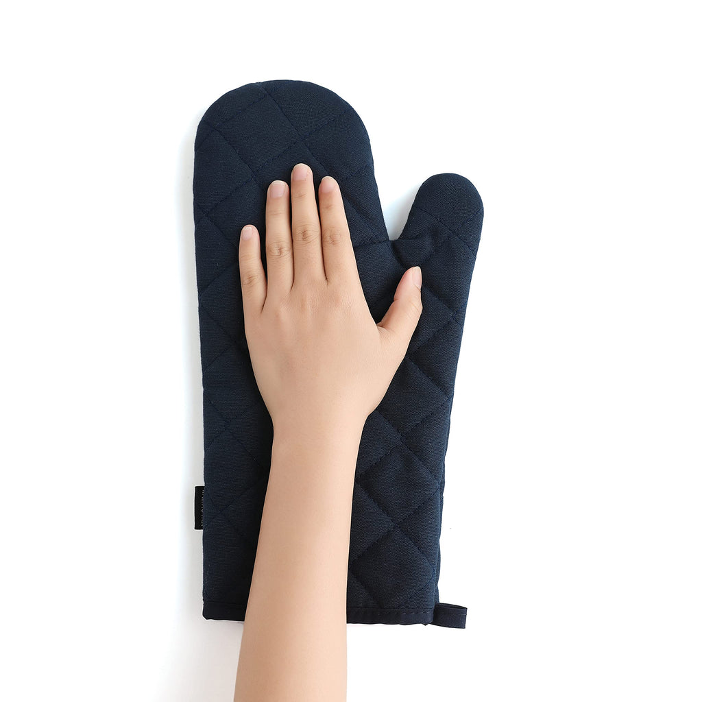 Oven Mitts and Pot Holders 4 pcs Set,High Heat Resistant 500 Degree Extra Thicken