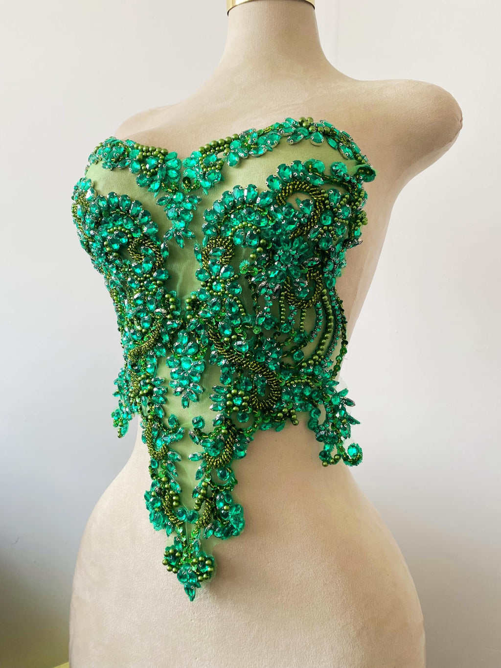 Handmade red/Blue/Gold/Green Rhinestones lace Bodice Applique Sewing Beads Crystal Trim Patches Accessory for Dress Clothes (Rose red)