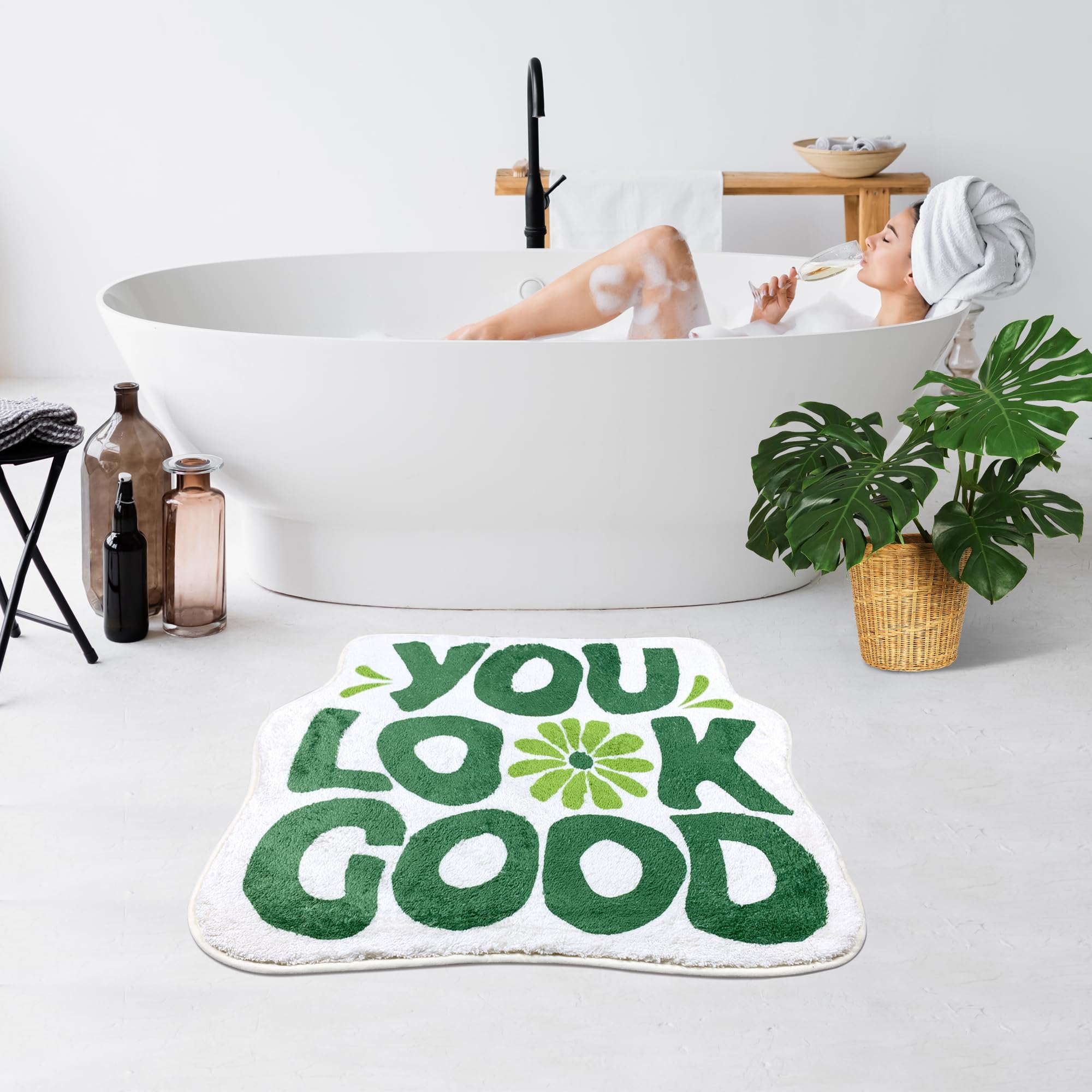 You Look Good Bath Mat Flower Bathroom Rug, Soft Absorbent Water Non Slip Rug, Superior Washable Microfiber (21"x25")