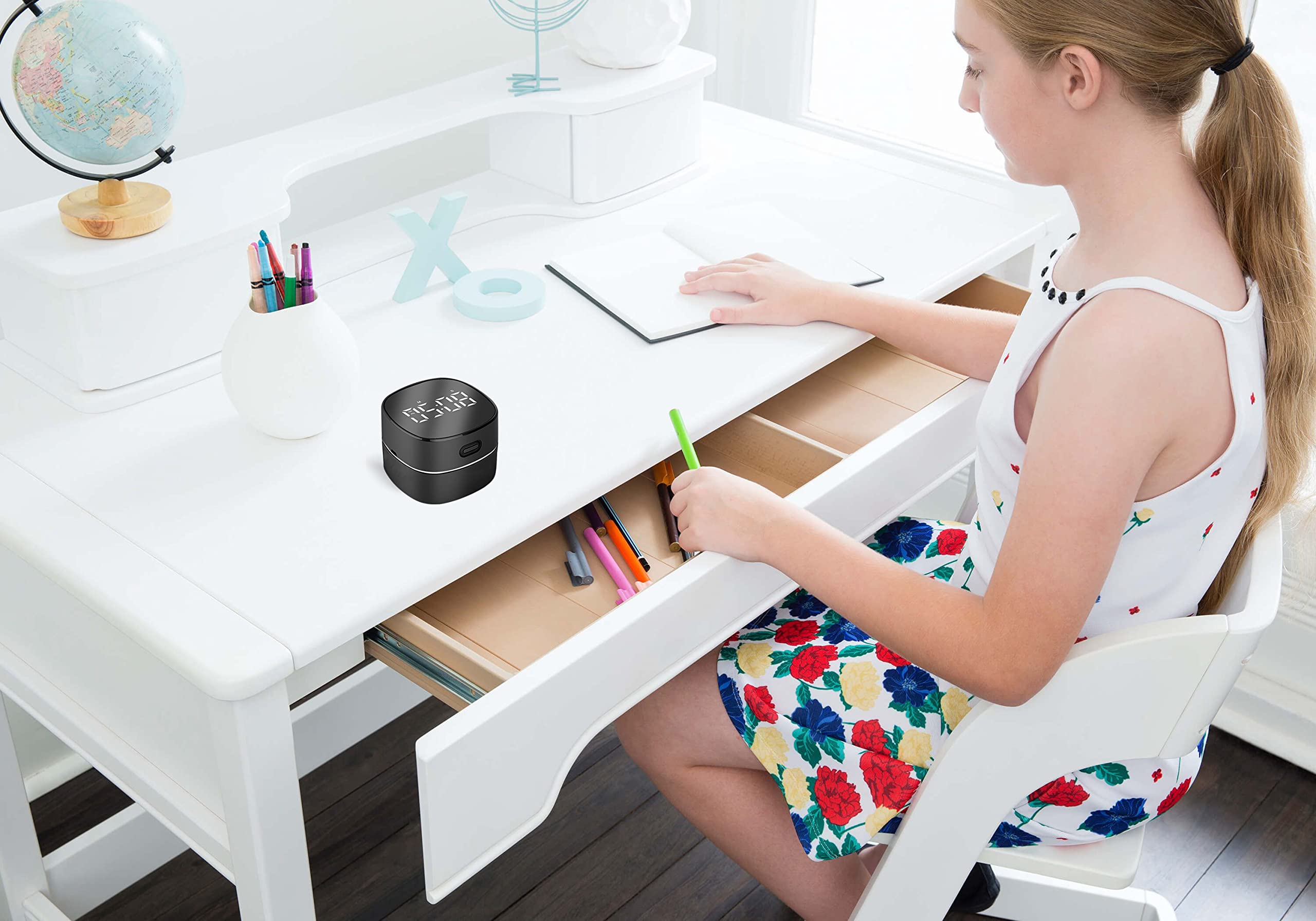 Desktop Vacuum Cleaner, Mini Table dust Sweeper Energy Saving, High Endurance up to 400 mins, Cordless & 360º Rotatable for Cleaning