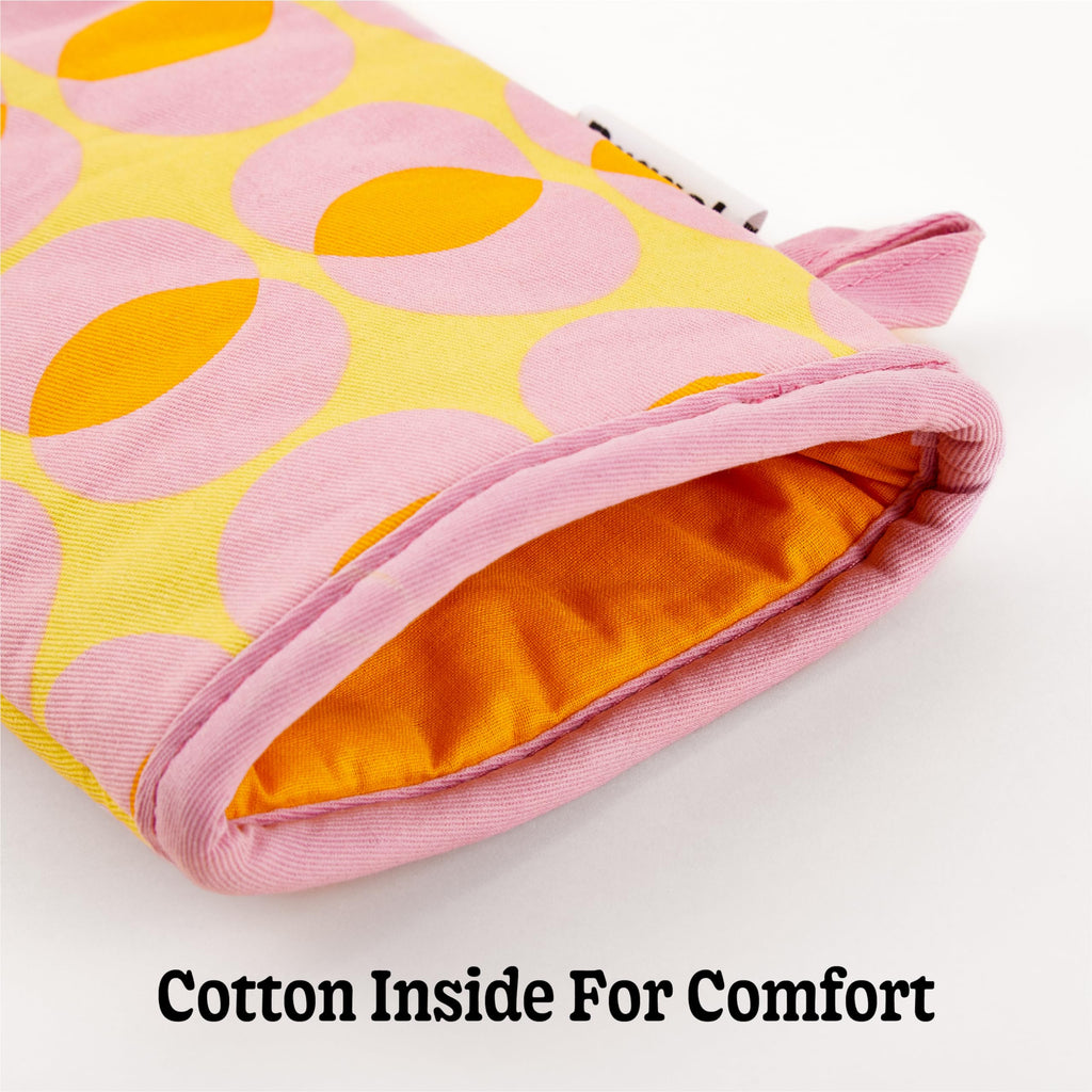 Modern and Cute Cotton Kitchen Mittens with Non-Slip Silicone Grips and Hanging Loops