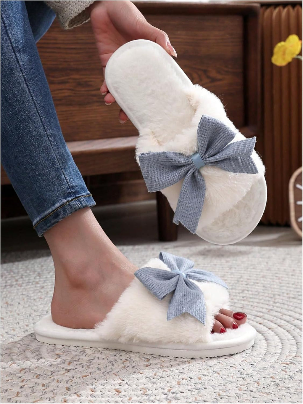 Women's Cute Bow Decor Fuzzy Open Toe Indoor Home Slippers Fashionable Warm Comfy Furry Outdoor Slippers