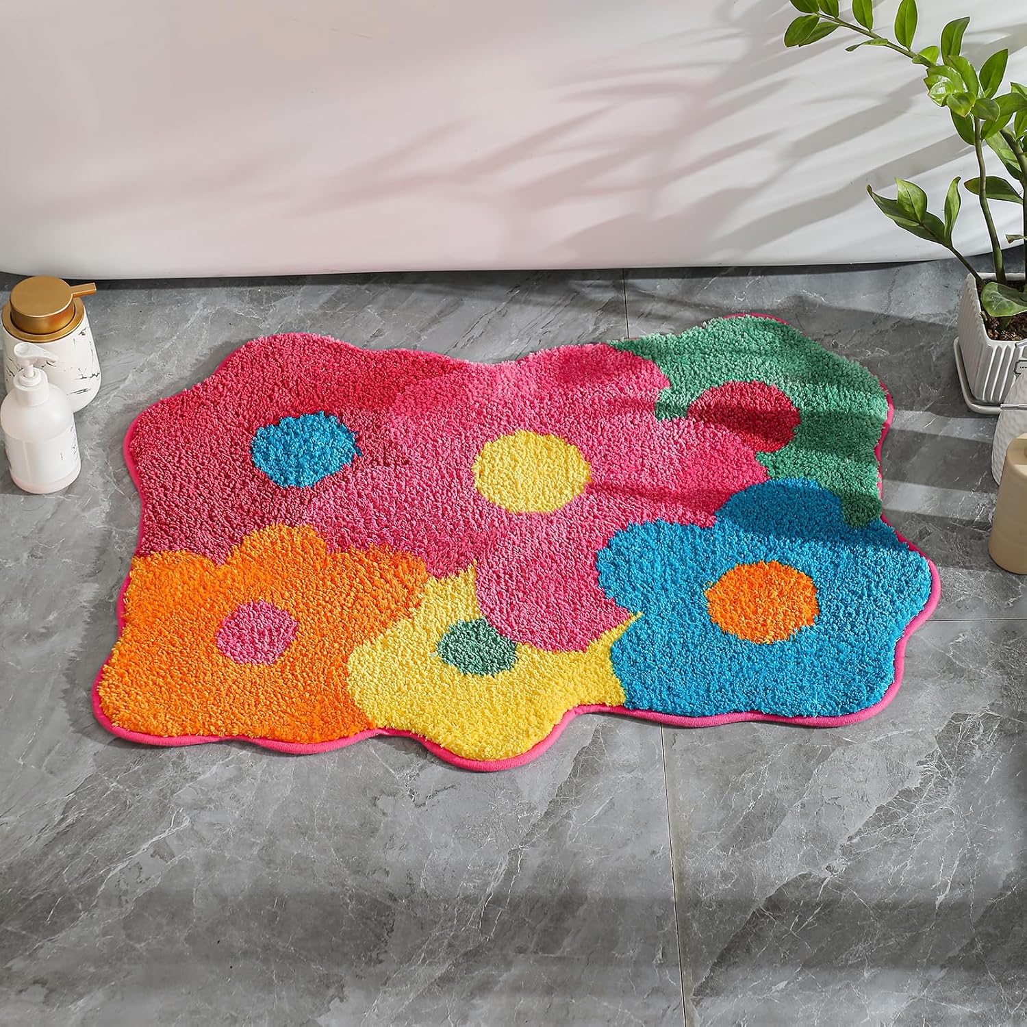 Flower Bath Mat, Cute Funny Colorful Bathroom Rugs Microfiber Absorbent Non Slip Bath Rug Machine Washable, 21.6IN x 29.53IN