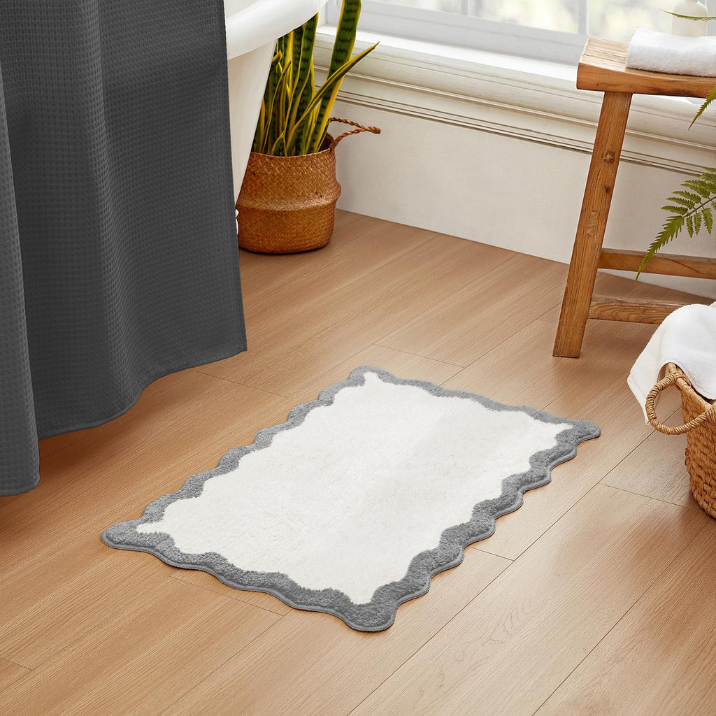 Wavy Bath Mat with Scalloped Ripple Design, Microfiber Absorbent Non Slip Tufted Rug