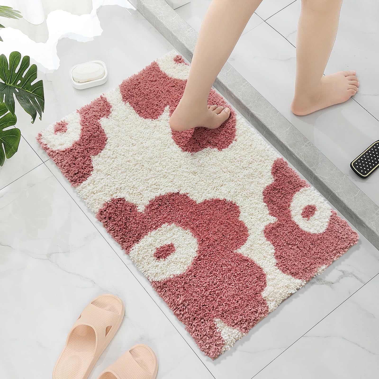 Cute Bath Mat for Bathroom Soft Super Absorbent Non Slip TPR Backing, Quick Drying, Machine Washable Bath