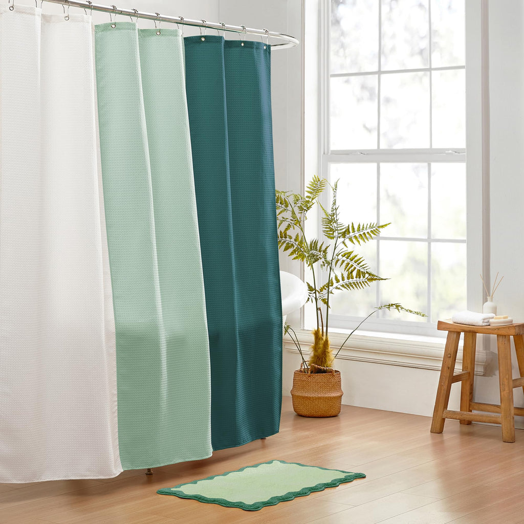 Wavy Bath Mat with Scalloped Ripple Design, Microfiber Absorbent Non Slip Tufted Rug