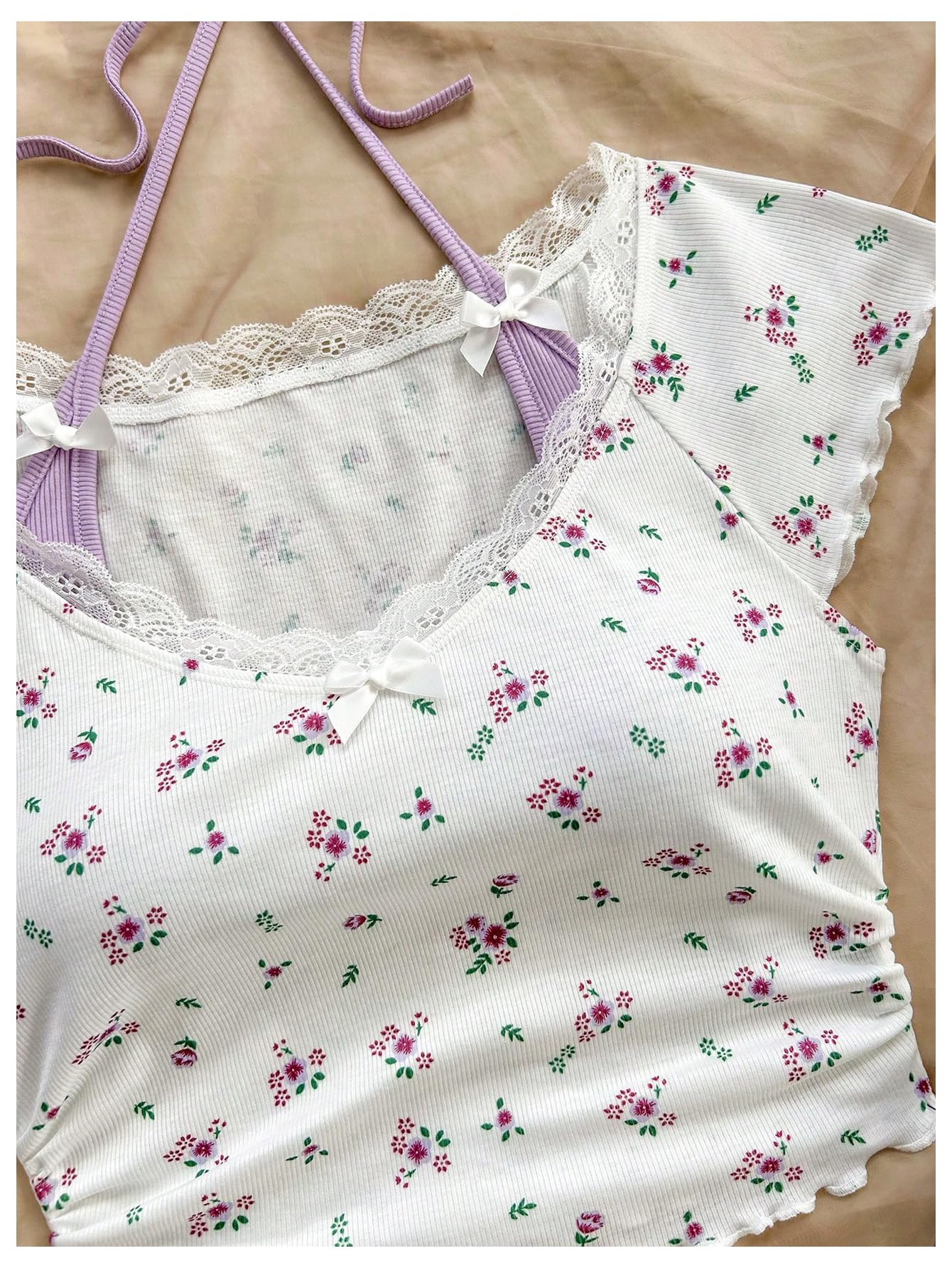 Women's Contrast Lace Halter Neck Lettuce Trim Casual Crop Tee Tops