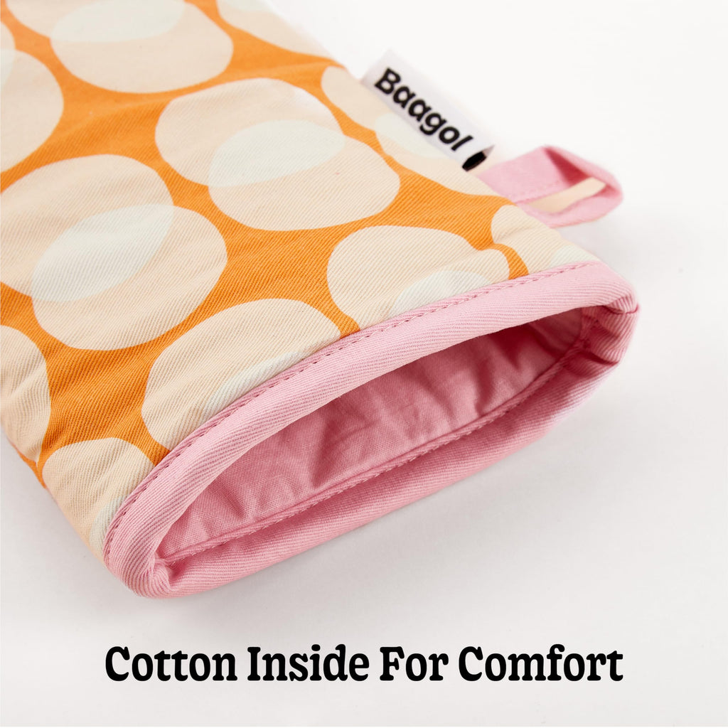 Modern and Cute Cotton Kitchen Mittens with Non-Slip Silicone Grips and Hanging Loops