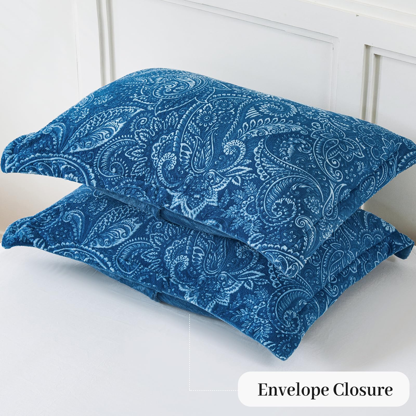 Faux Fur Pillow Cases Set of 2, Luxury Ultra Soft Fuzzy Pillowcases, Fluffy Plush Velvet Pillow Covers with Zipper, Cozy Warmth and No Shedding