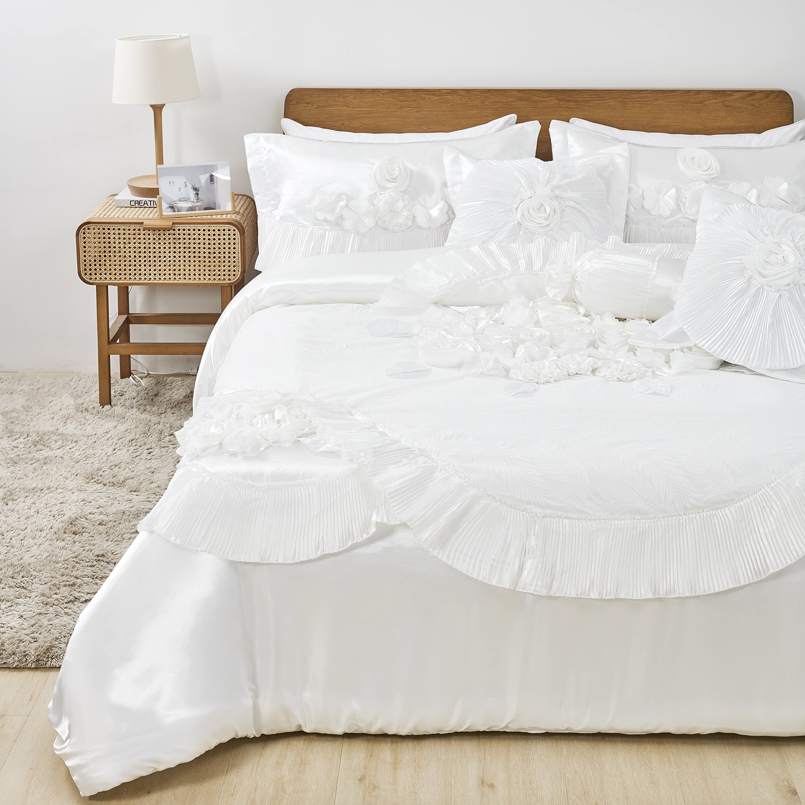 Floral Luxurious Comforter Set