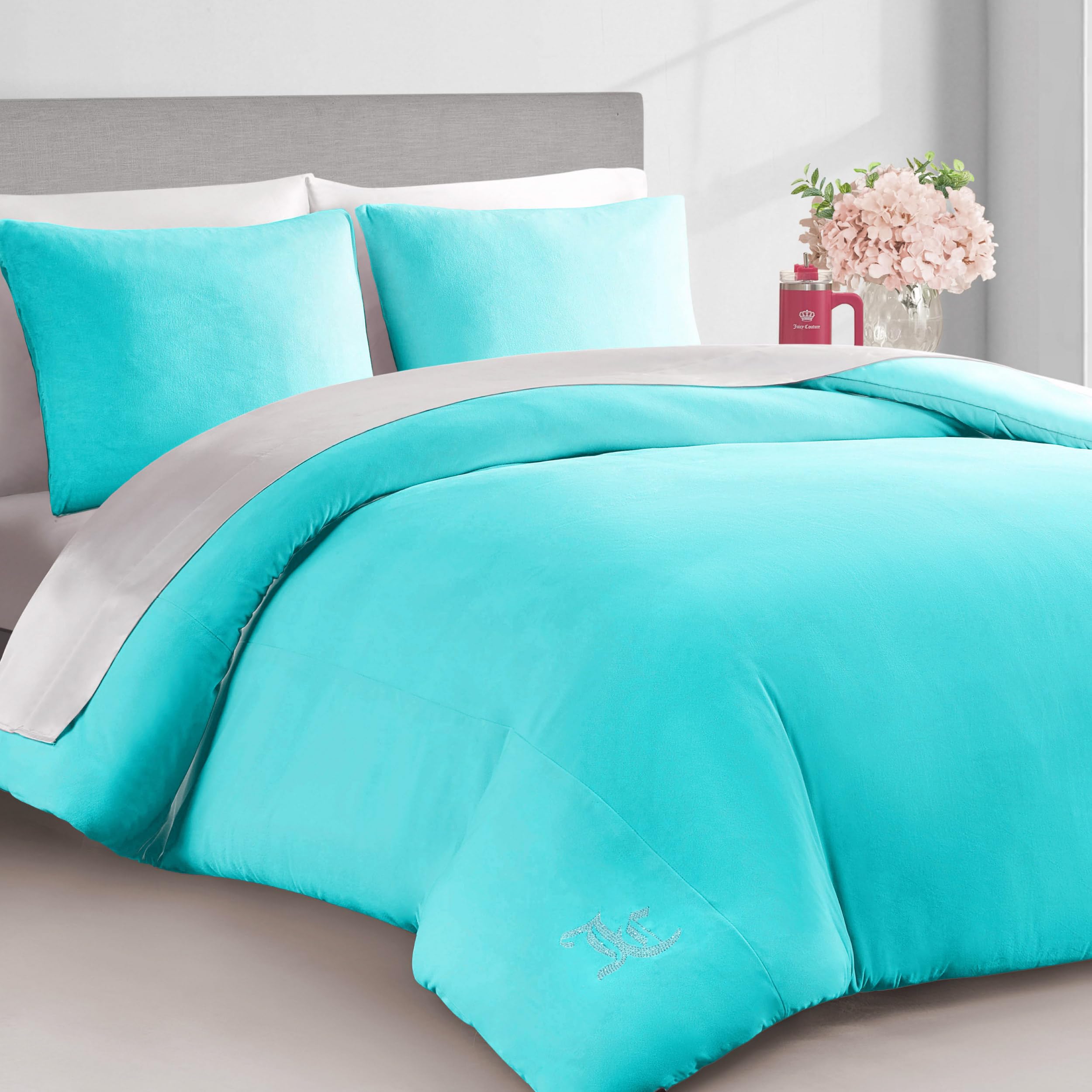 Juicy Couture Solid Velour 3-Piece King Comforter Set â€?Luxurious Bedding Ensemble