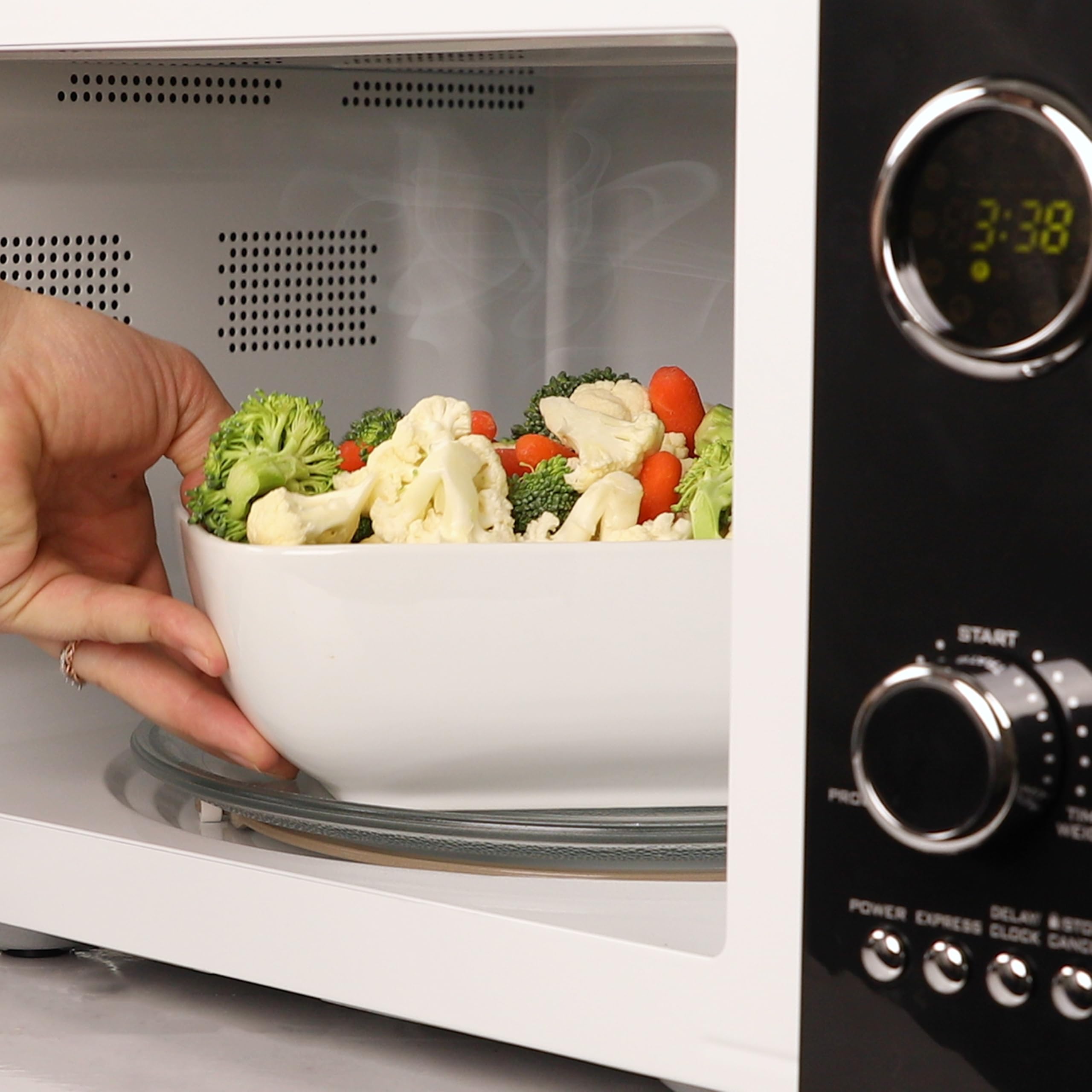 Nostalgia Retro Compact Countertop Microwave Oven 0.7 Cu. Ft. -700-Watts with LED Digital Display-Child Lock-Easy Clean Interior-Pink