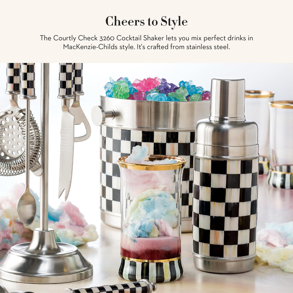 Cocktail Shaker, Stainless-Steel Shaker Cup with Lid, Bartender Equipment for Home, 20 Ounces