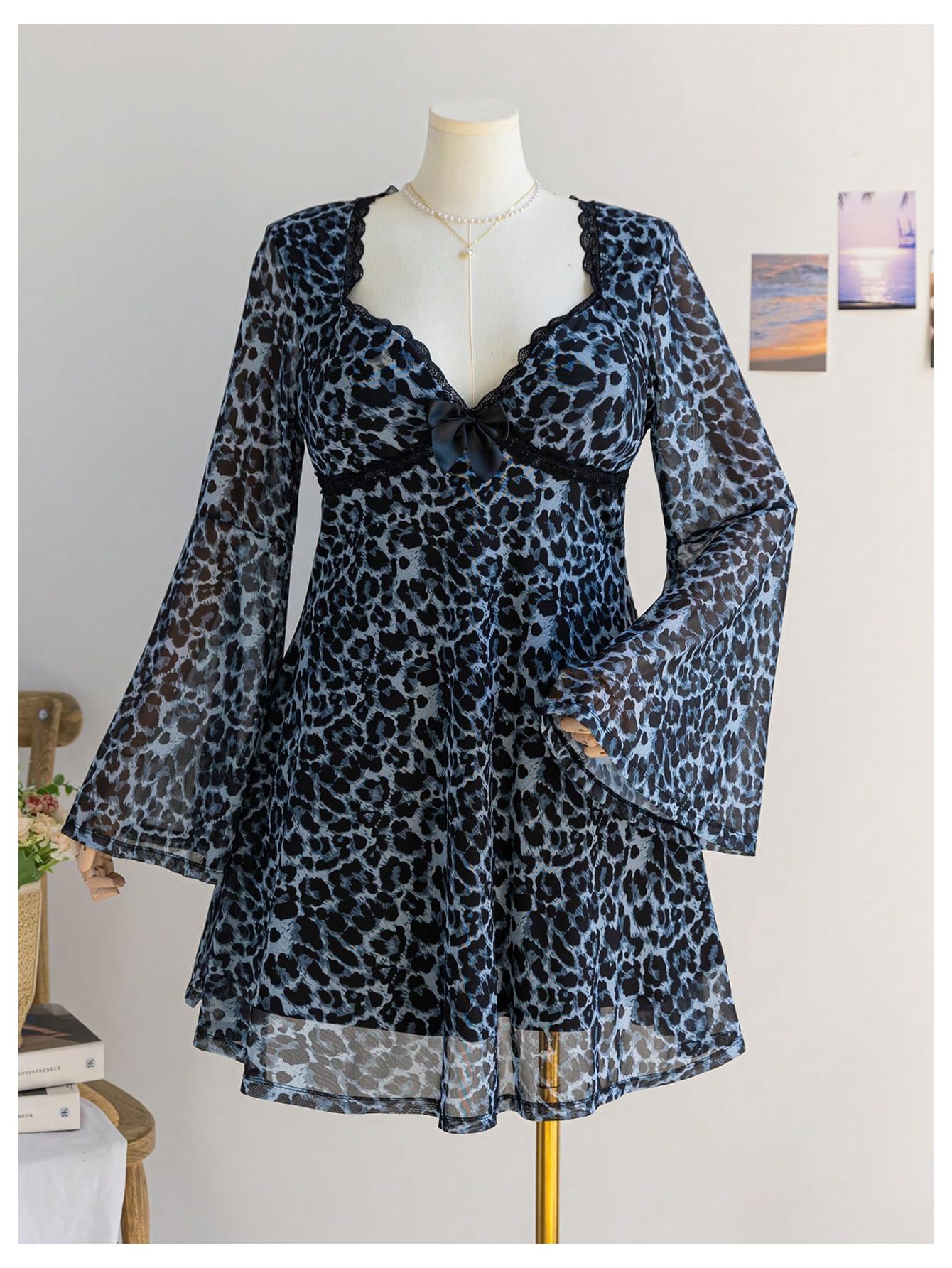 Women's Plus Size Lace Leopard Print Bell Sleeve Bow Front Dress Mini