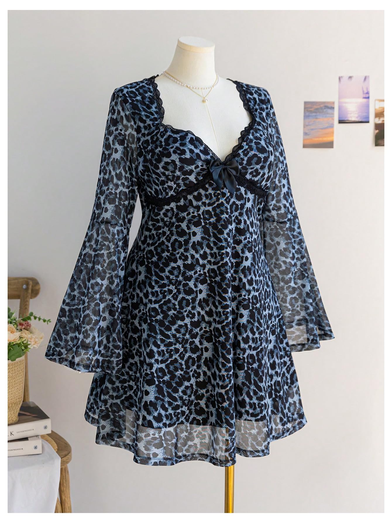 Women's Plus Size Lace Leopard Print Bell Sleeve Bow Front Dress Mini