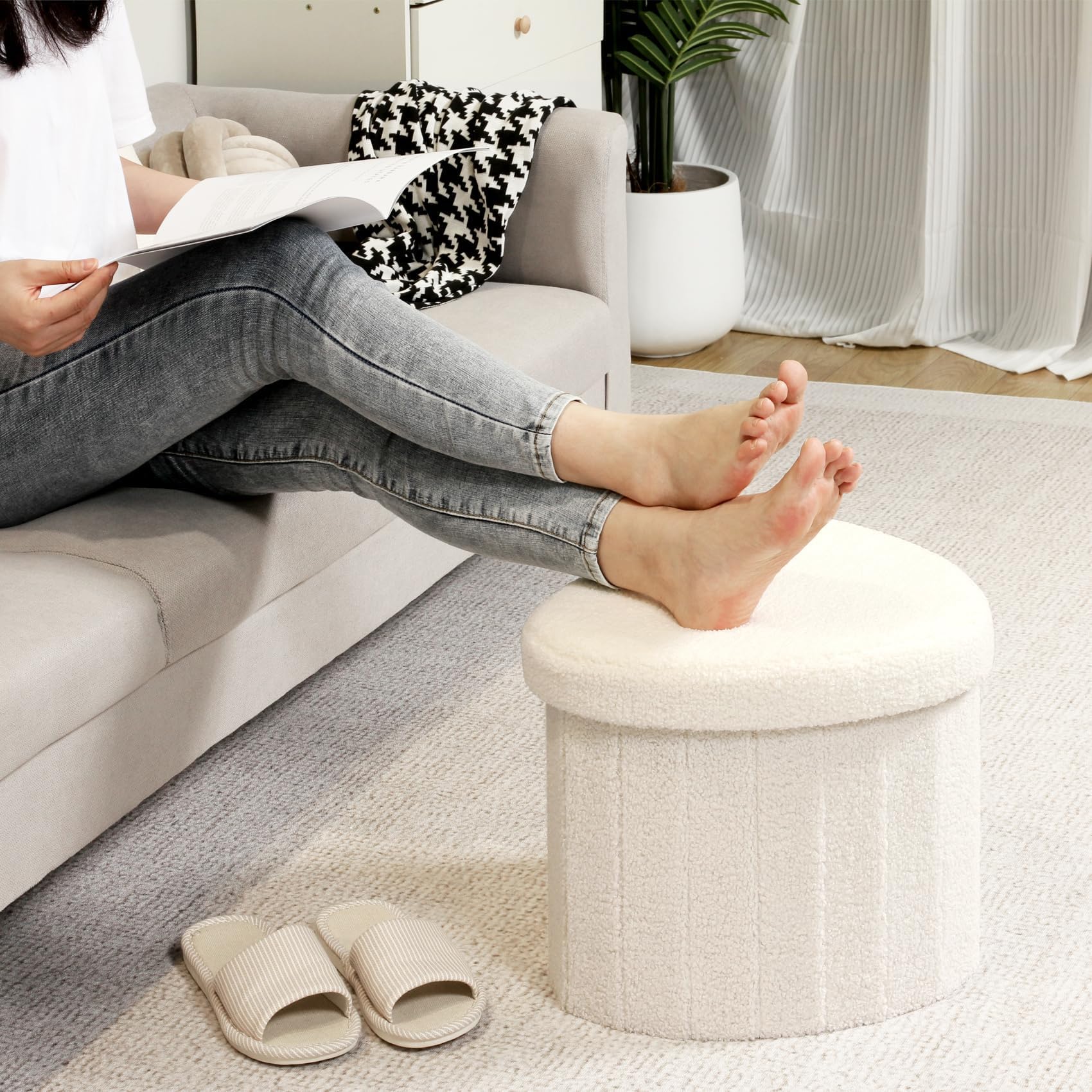 Flower-Shaped Storage Ottoman â€?Boucle Footstool & Seat for Living Room & Dorm