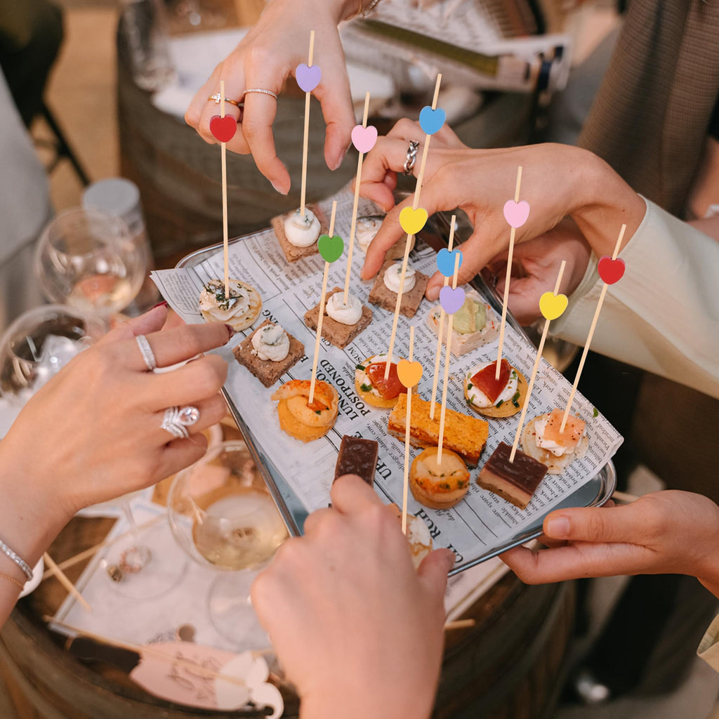 Heart-Shaped Bamboo Cocktail Picks â€?Natural Toothpicks for Appetizers, Fruit, Desserts & Sandwiches 100-Pack