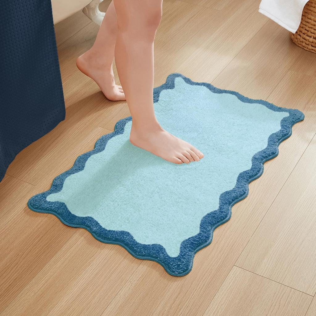 Wavy Bath Mat with Scalloped Ripple Design, Microfiber Absorbent Non Slip Tufted Rug