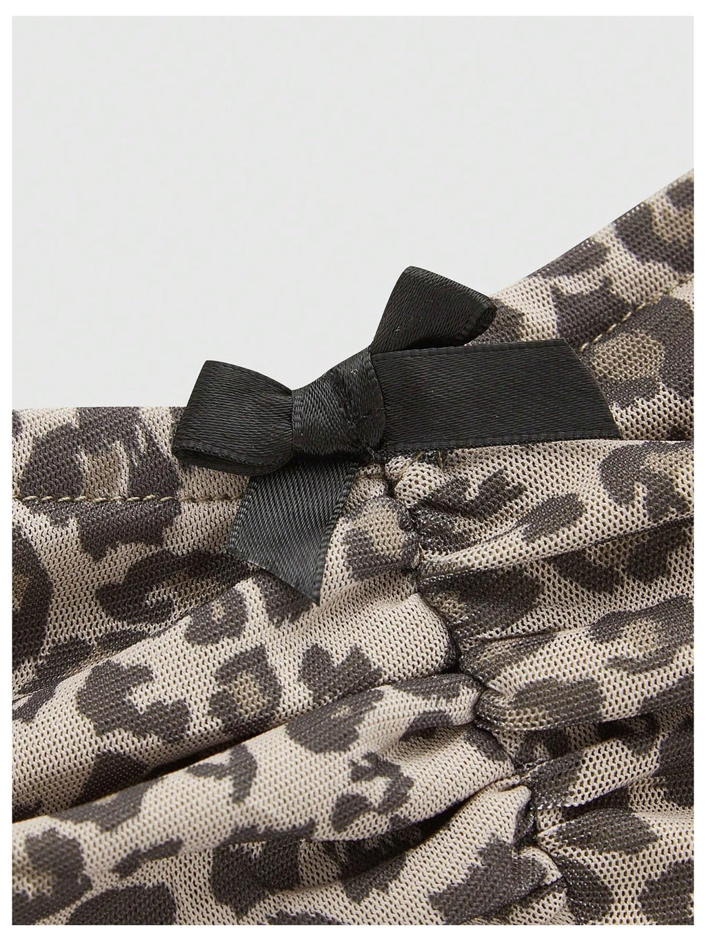 Women's Leopard Print Ruched Strapless Bandeau Top Meah Casual Sleeveless Bow Slim Fit Cheetah Print Tube Crop Tops