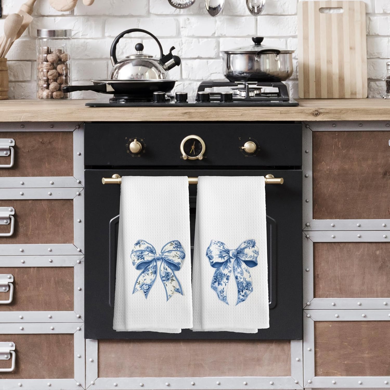 Coquette Room Decor, Blue and White Flower Floar Decorative Absorbent Dishcloths Tea Towels Set of 2