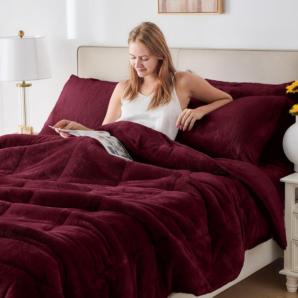 Faux Fur Pillow Cases Set of 2, Luxury Ultra Soft Fuzzy Pillowcases, Fluffy Plush Velvet Pillow Covers with Zipper, Cozy Warmth and No Shedding