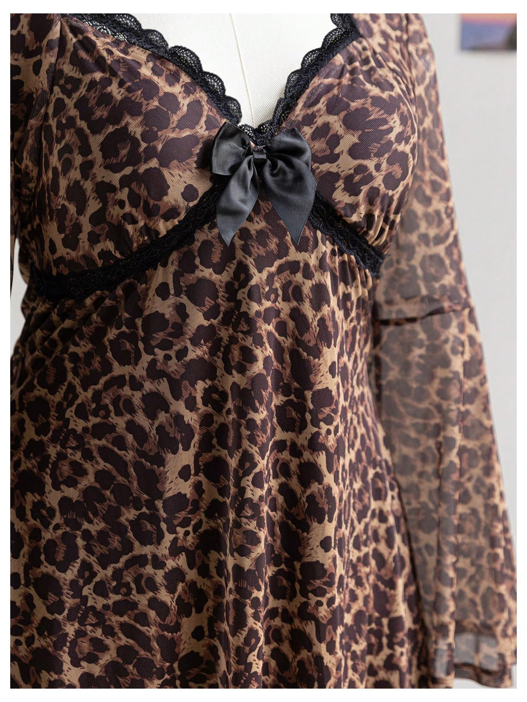 Women's Plus Size Lace Leopard Print Bell Sleeve Bow Front Dress Mini