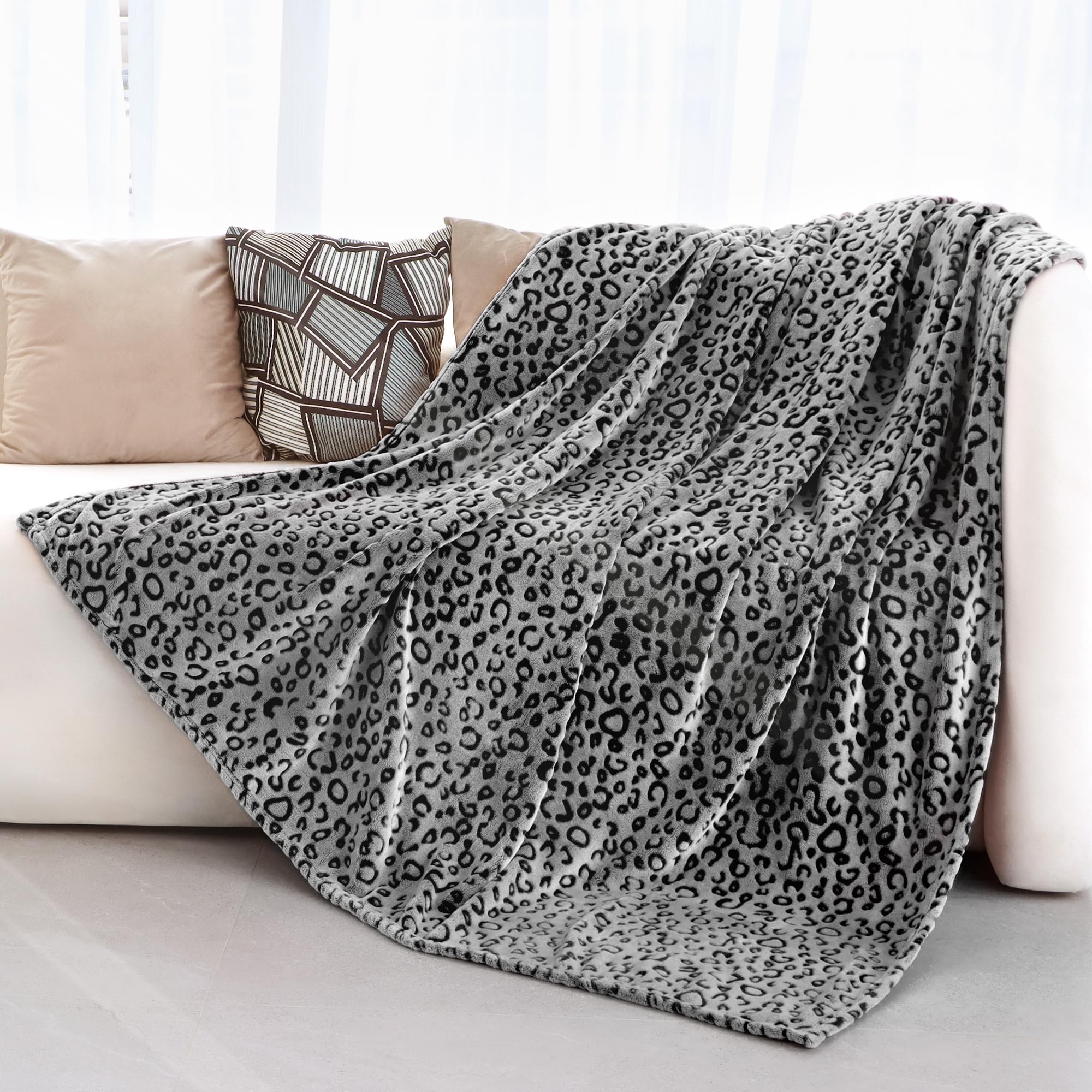 Leopard Throw Blanket - Cheetah Print Soft Fleece Blanket Hot Pink Fuzzy Plush Blankets Cute Bed Couch Decor