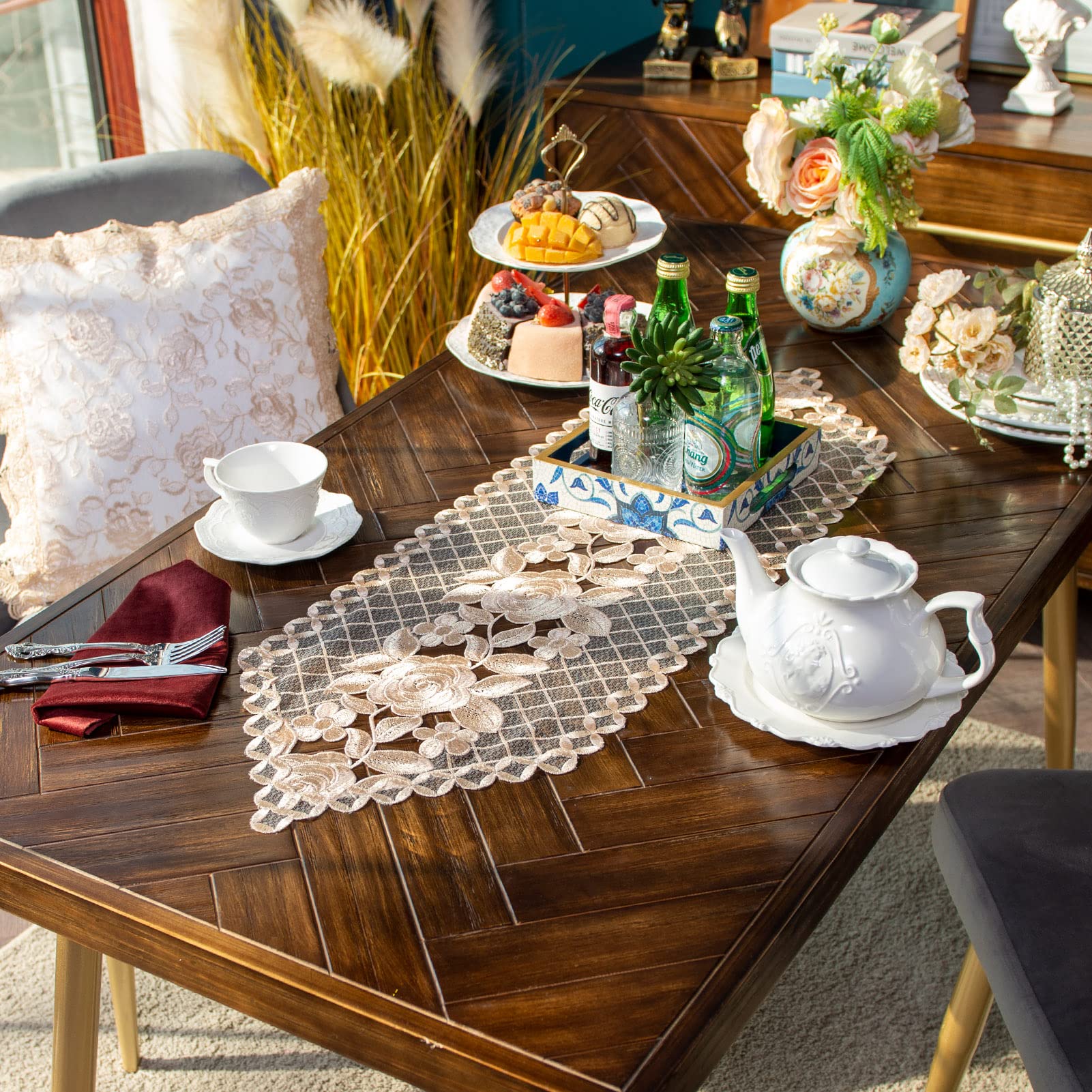 Lace Table Runner Macrame Vintage Flower Dresser Scarf with Exquisite Embroidery Table Runners