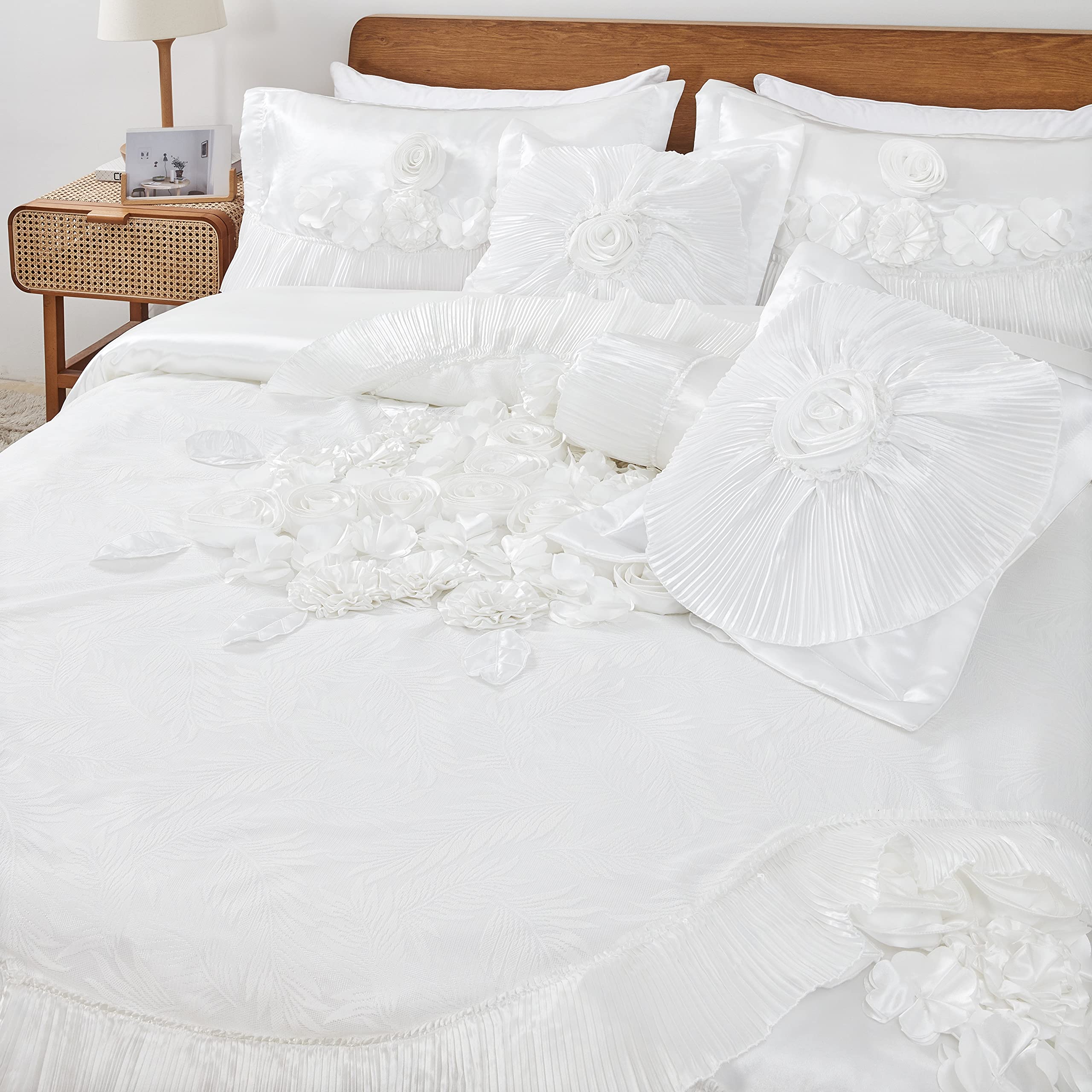 Floral Luxurious Comforter Set