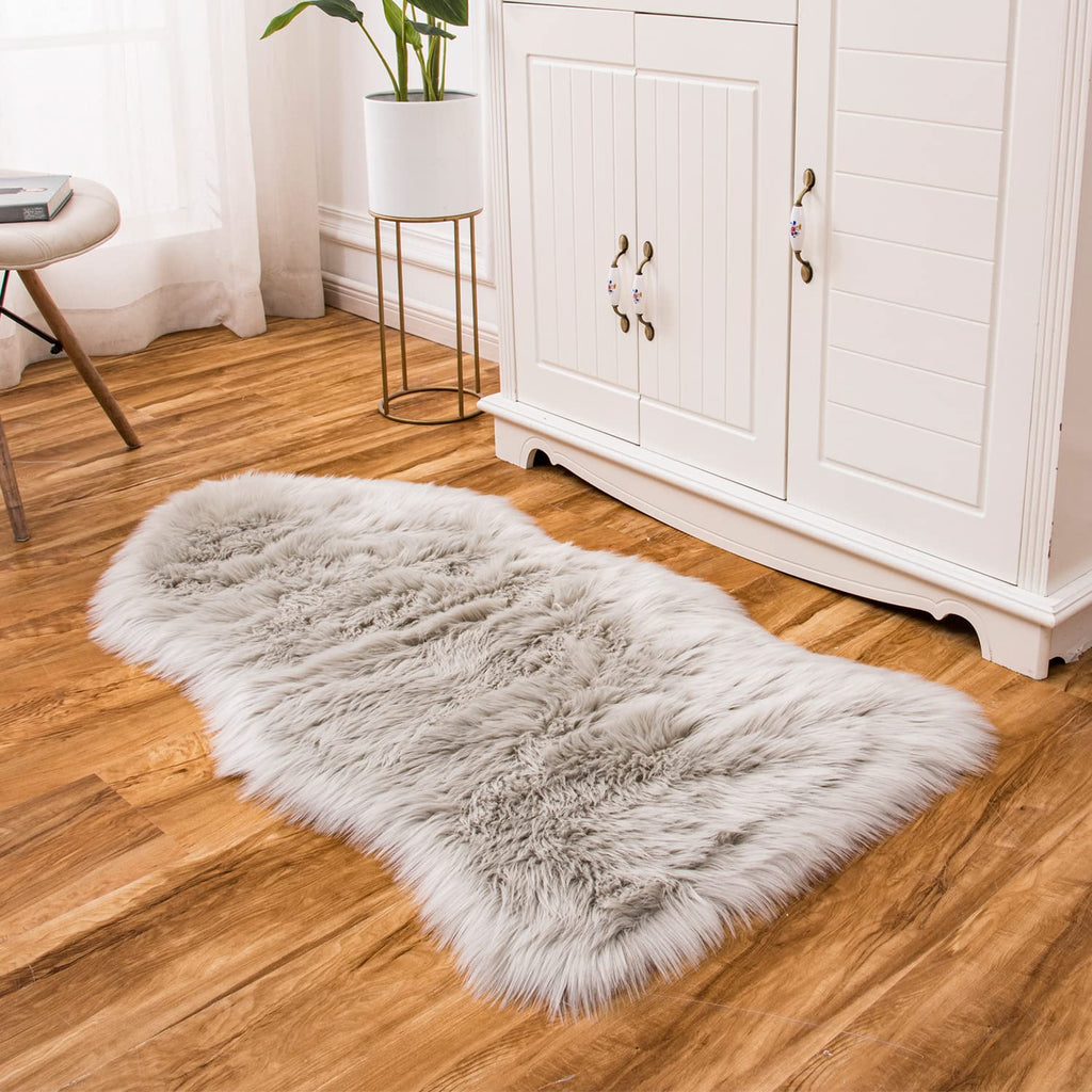 Ultra Soft Faux Fluffy/Fuzzy Shaggy Area Rug - Fur Chair Cover Seat Pad