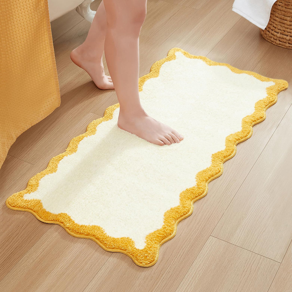 Wavy Bath Mat with Scalloped Ripple Design, Microfiber Absorbent Non Slip Tufted Rug