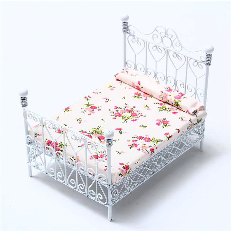 Model Wrought Iron Double Bed