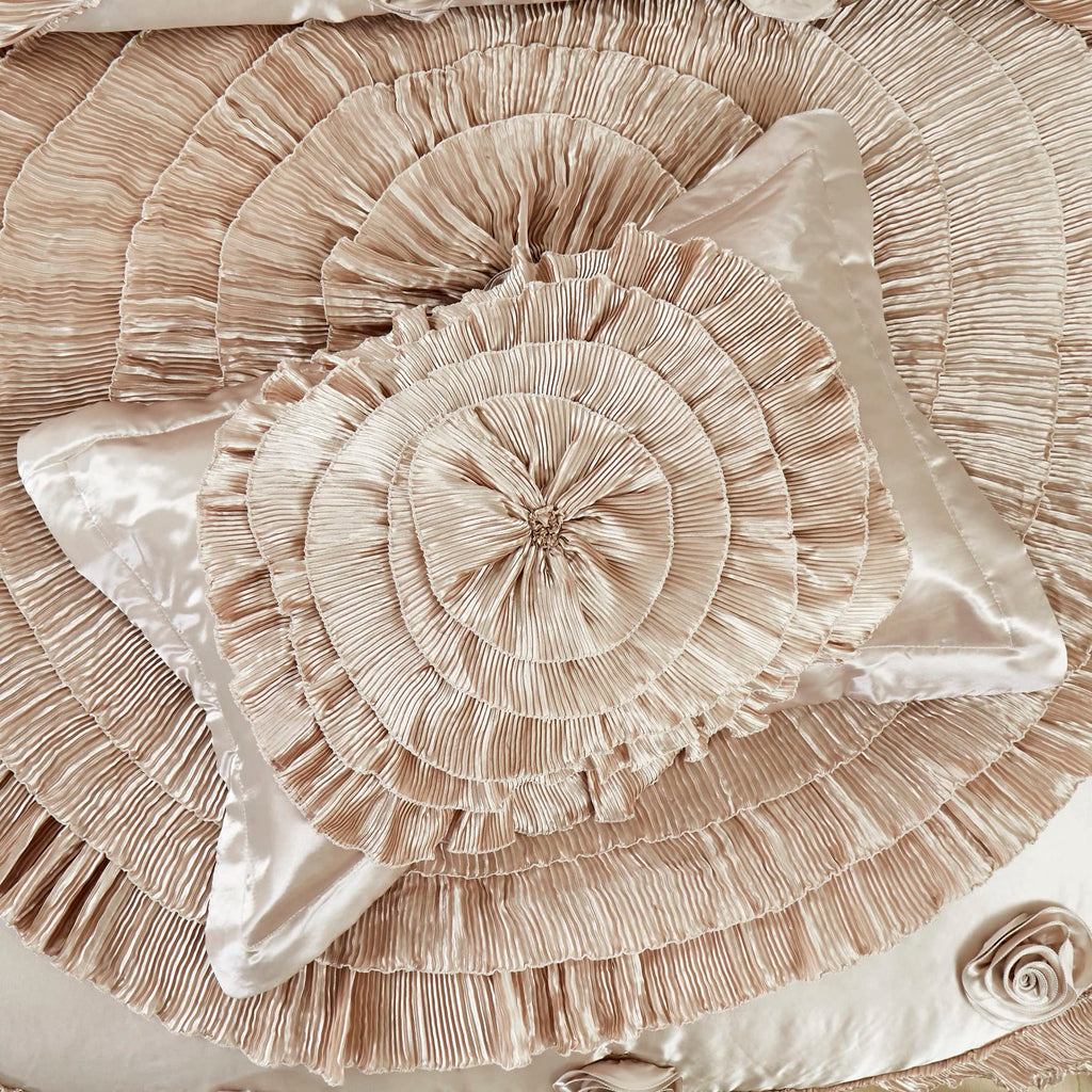 Floral Luxurious Comforter Set