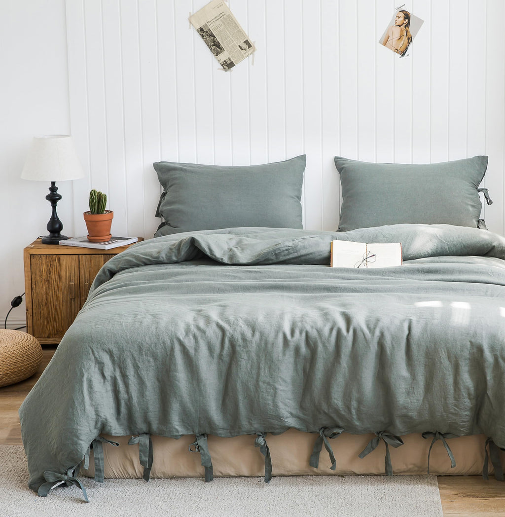 The 100% Linen Duvet Cover Set, 3 Pieces Belgian Flax Breathable Bedding,(1 Comforter Cover+2 Pillowshams) with Tie Closure Style