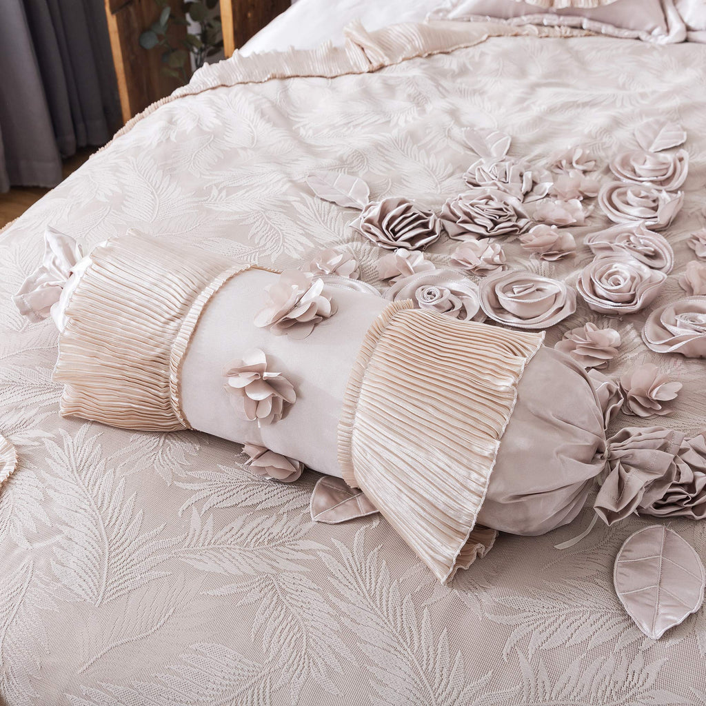 Floral Luxurious Comforter Set